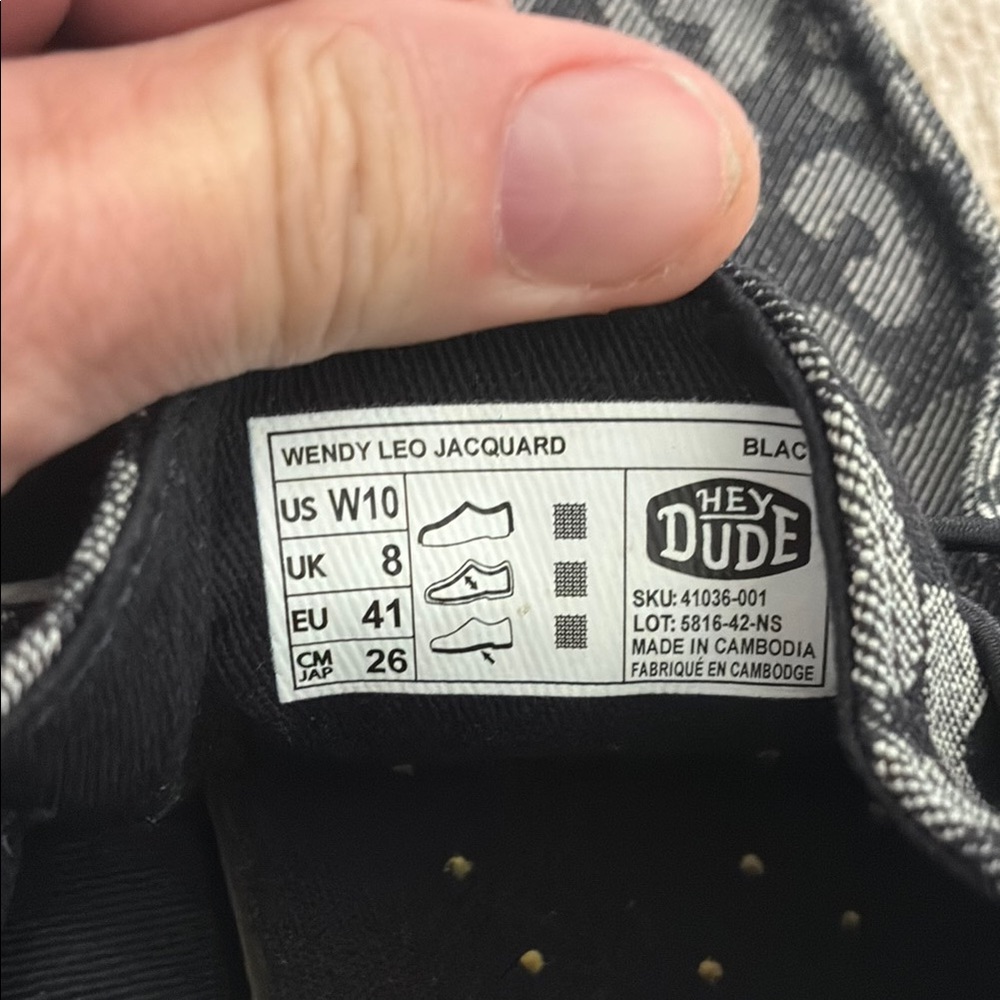 Hey Dude Charcoal Leopard Pattern Loafers size 10 Women’s - Picture 5 of 7